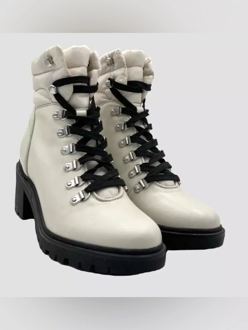 Nine West Sz 9 White Lace-Up Quilted Ankle Boots with Black Laces - Picture 2 of 8